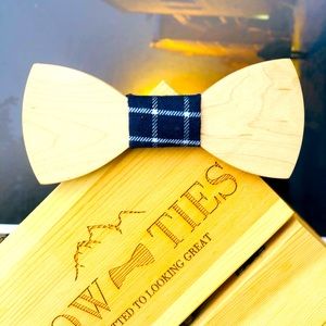 Wooden bow tie